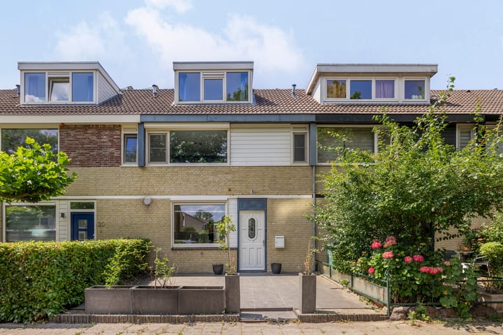 Vlierlaan 18 in Oosterhout