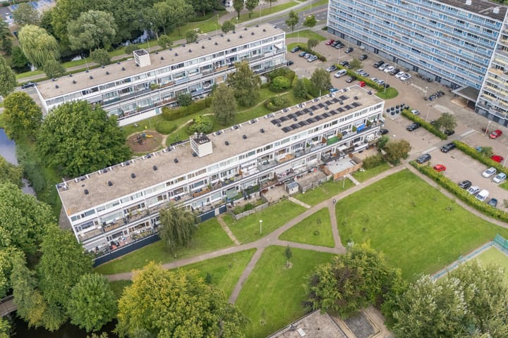 Vliestroom 241 in Alphen aan den Rijn