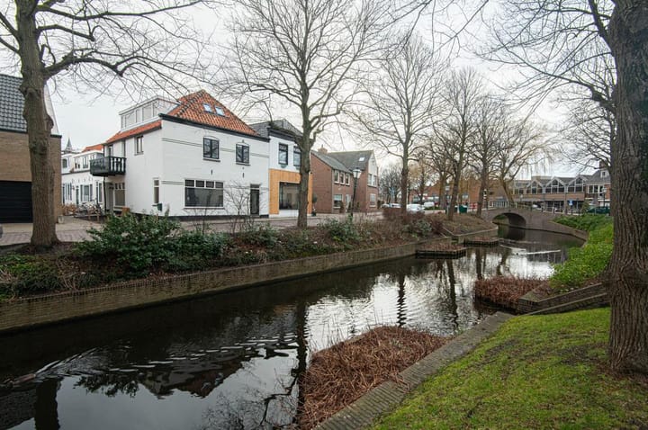 Photo of property Vliet Zuidzijde 15, Rijnsburg