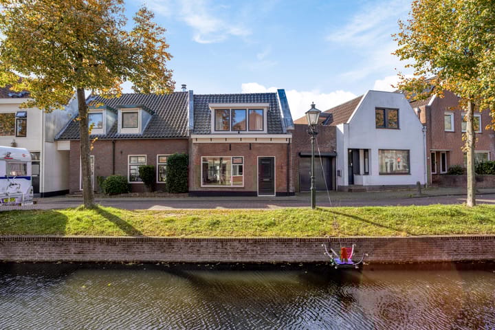 Photo of property Vliet Zuidzijde 34, Rijnsburg