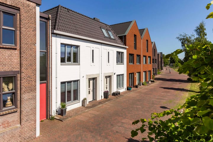 Photo of property Vlijtsekade 171, Apeldoorn