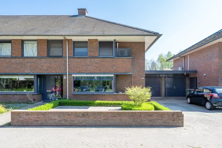 Vlinderlaan 57 in Son en Breugel