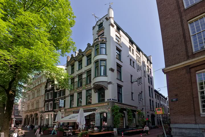 Voetboogstraat 1E in Amsterdam foto