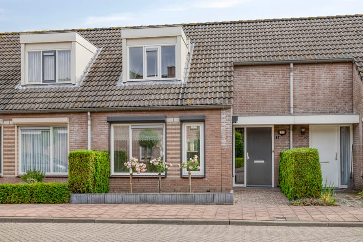 Vogelkersstraat 3 in Wouwse Plantage Foto
