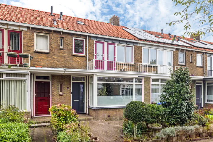Vogelkersstraat 46 in Leeuwarden photo