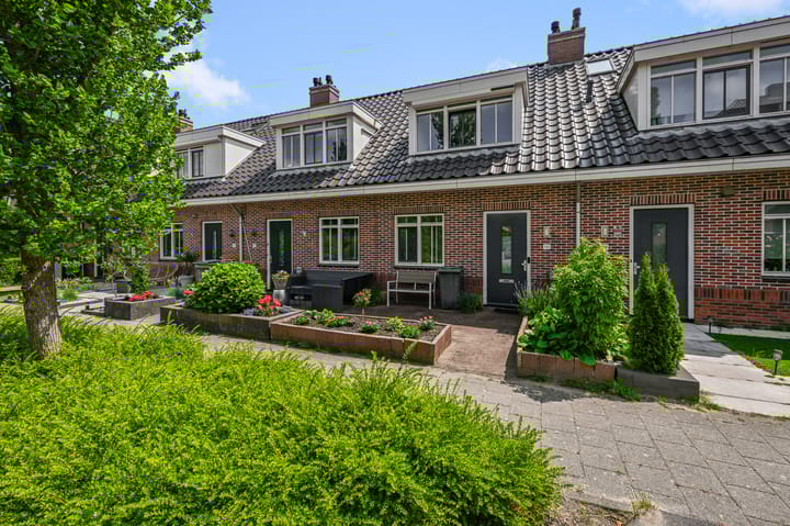 Vogellaan 130 in Uithoorn