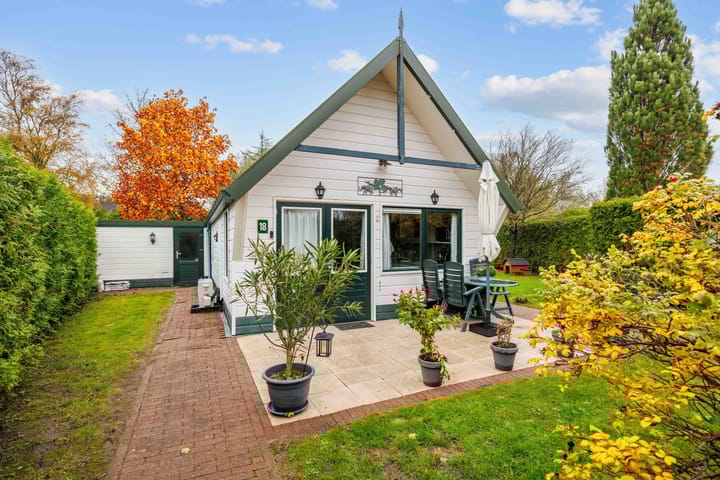 Vogels' tún 18 in Tzummarum