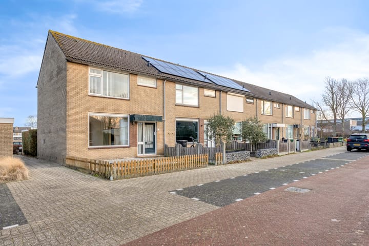 Photo of property Volkerakstraat 44, Zierikzee