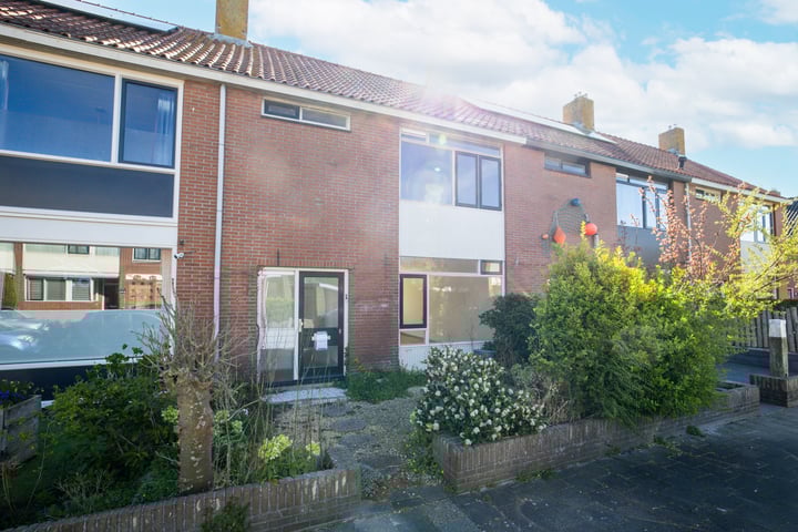 Volkerakstraat 71 in Den Helder