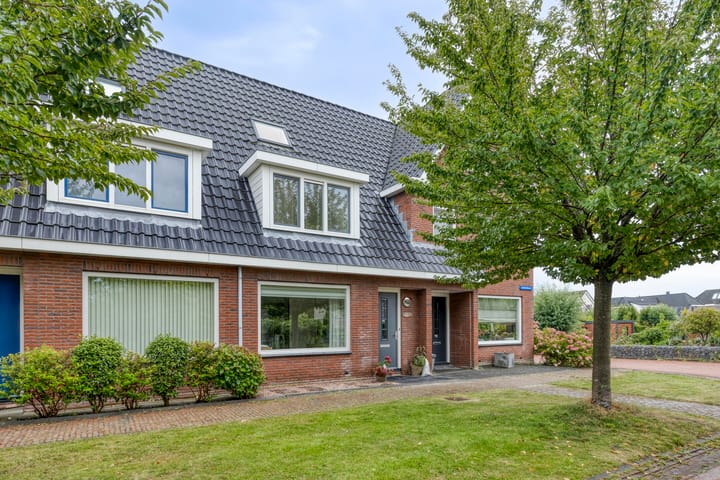 Vollenhove 6 in Volendam