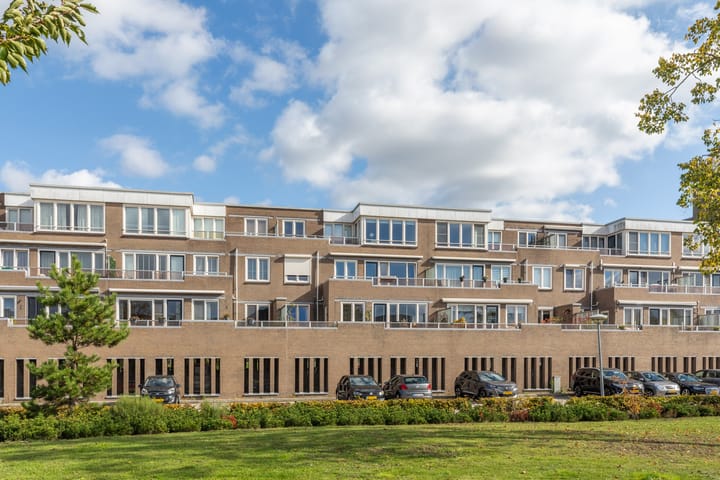 Vollenhoveschans 56 in Almere