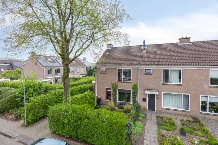 Volmachtenlaan 19 in Rolde