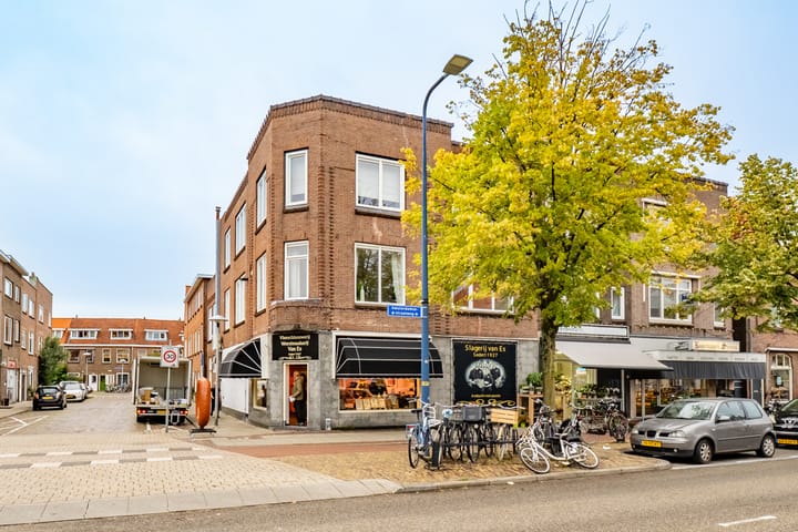 Voltastraat 1A in Utrecht foto