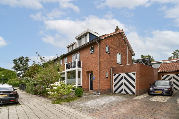 von Suttnerstraat 24 in Gouda