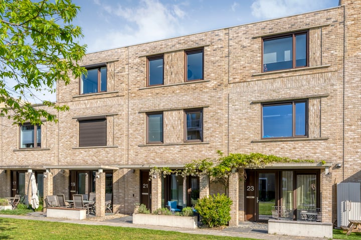 Photo of property Von Weberhof 21, Zwolle