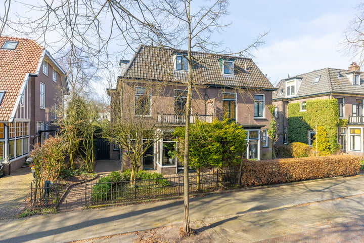 Vondellaan 8 in Bussum