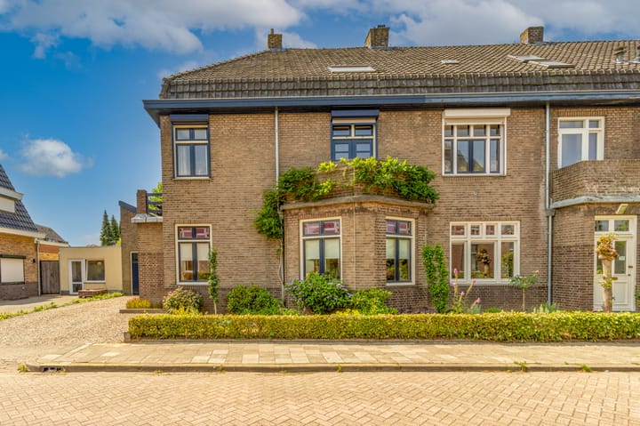Vondelstraat 4 in Beek