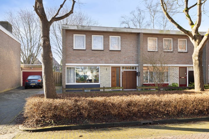 Photo of property Vondelstraat 48, Hoogezand
