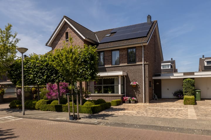 Voomberghlaan 7 in Maasdijk