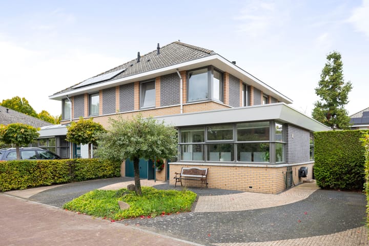 Photo of property Voorhorsterbrink 3, Diepenveen