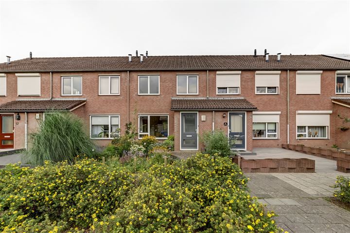 Voorsteeghstraat 8 in Driel