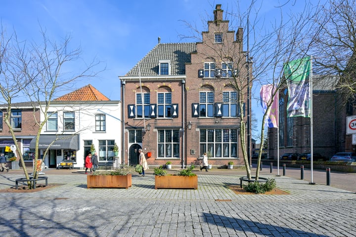 Photo of property Voorstraat 106, Vianen