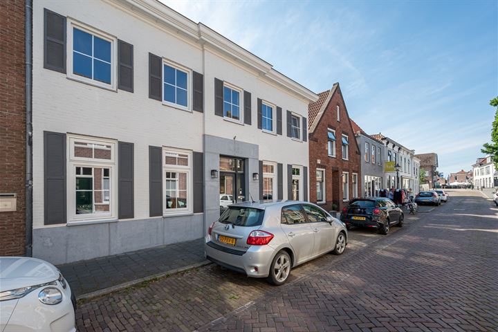 Voorstraat 16b in Oude-Tonge