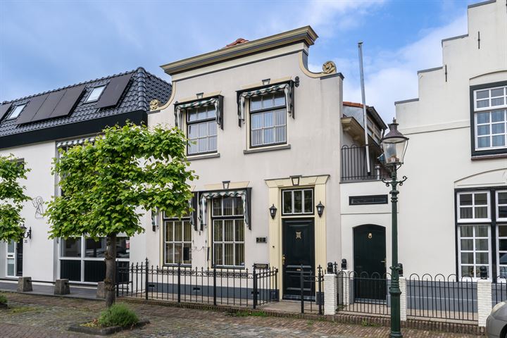 Voorstraat 28 in Ooltgensplaat