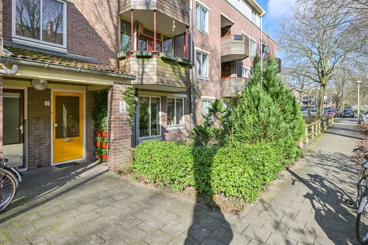 Voorthuizenstraat 2 in Amsterdam