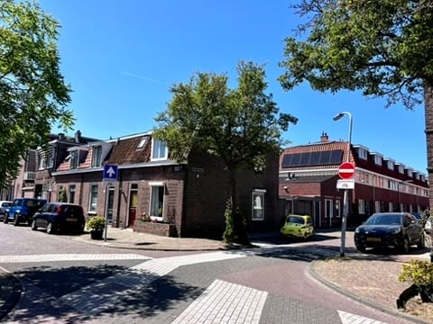 Voorzorgstraat 2 in Haarlem