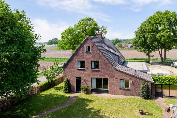 Photo of property Voskeschedwarsstraat 2, Velp