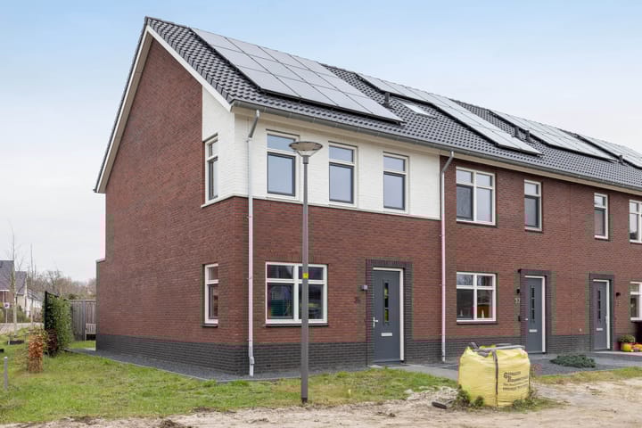 Vossenbes 35 in Borne