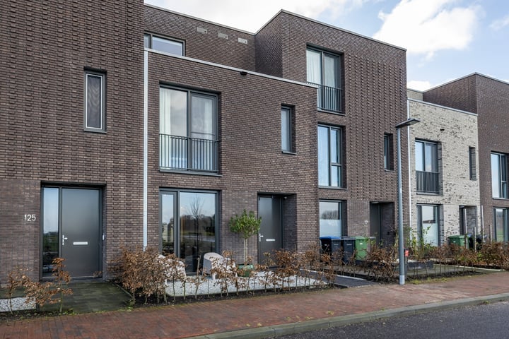 Vossenburglaan 123 in Meerstad