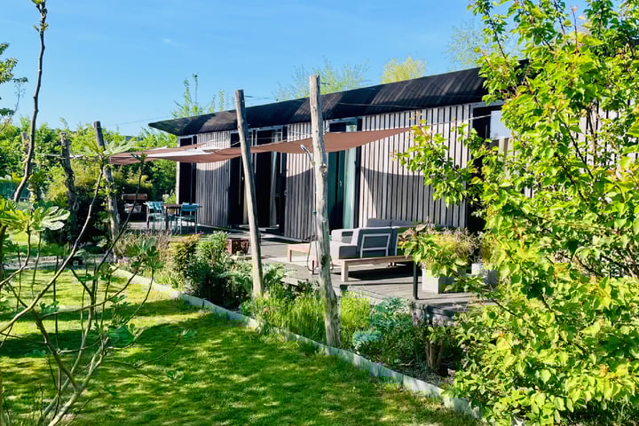 Vrije Vogellaan 78 in Almere foto