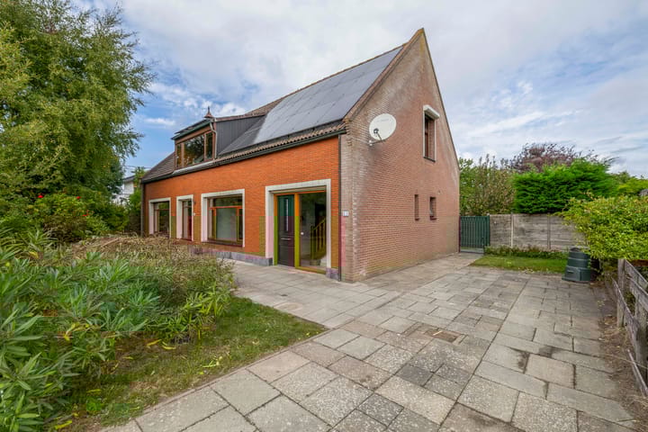 Vrijedijk 11 in IJzendijke Foto