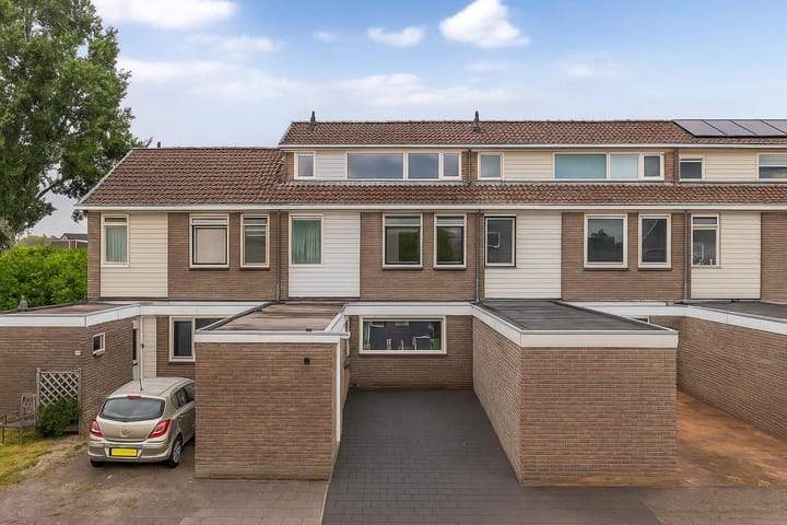 Vrijheidsplaat 61 in Emmeloord