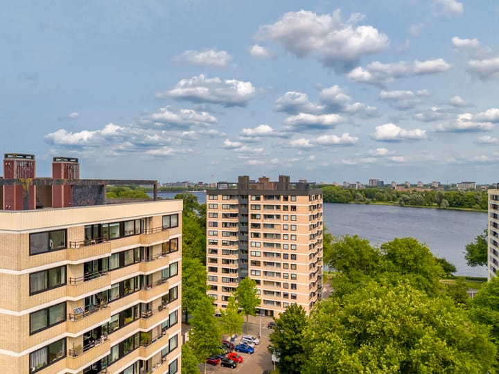 Vrijzicht 47 in Amsterdam