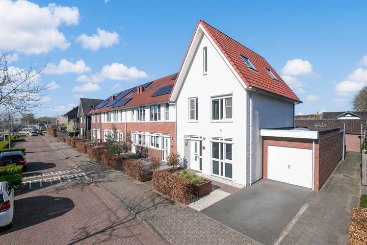 Vroege van Tol 13 in Huissen