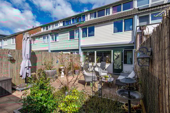 Photo of property Vronen 140, Nieuw-Vennep