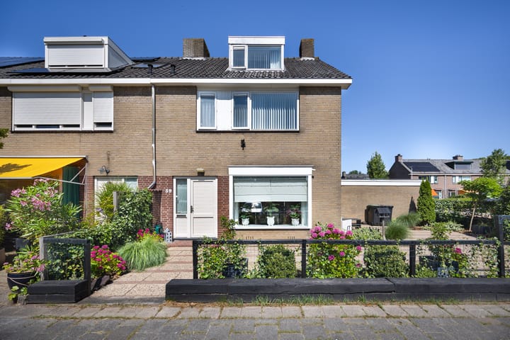 Vronkenlaan 59 in Leiderdorp