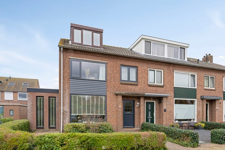Vrouw Venneweg 3 in Oud Ade