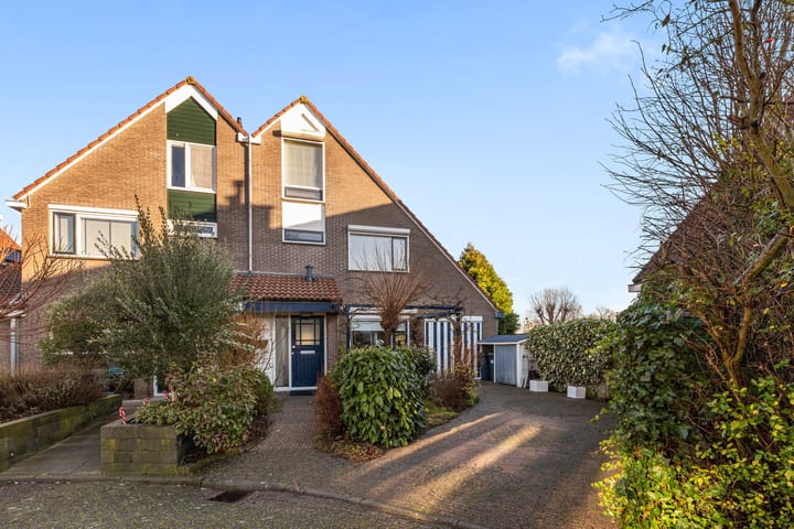 Vuurdoorn 43 in Hellevoetsluis