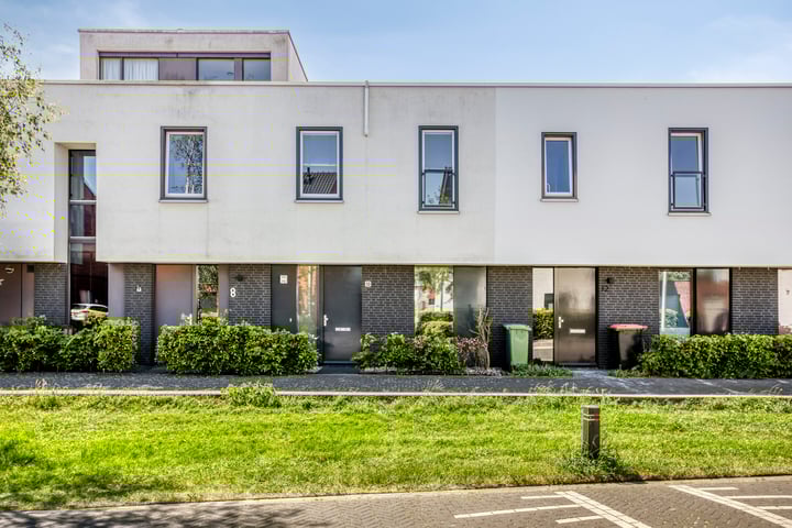 Vuurvlinder 10 in Apeldoorn foto