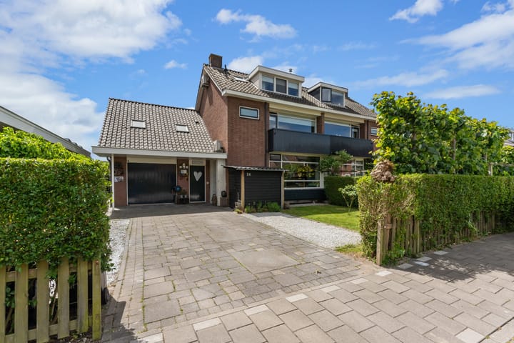 W.B. van der Veldenstraat 24 in Alblasserdam