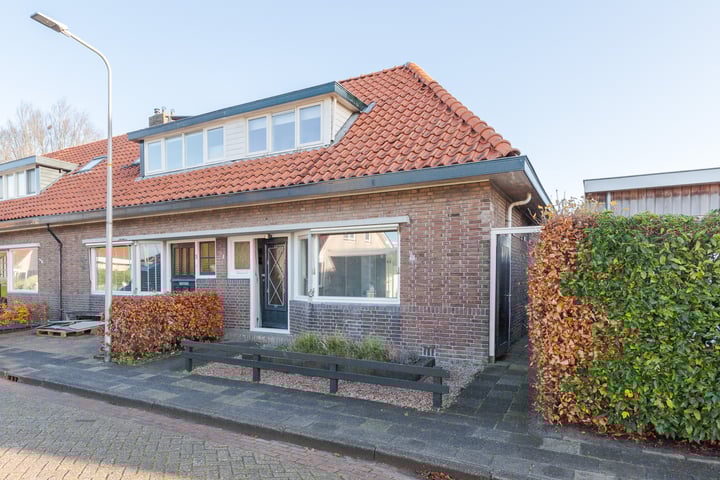Photo of property W. M. Oppedijkstraat 1, IJlst