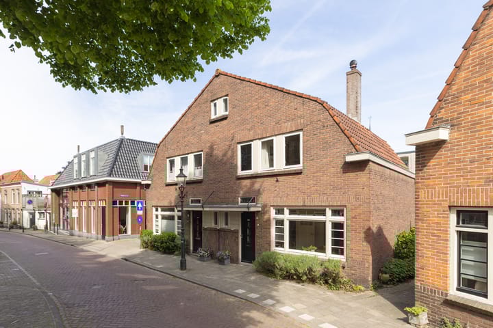 Waagplein 6 in Weesp