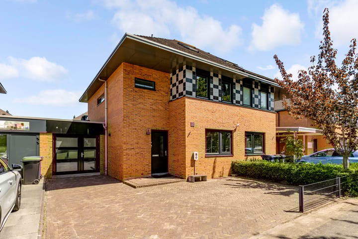 Waagstraat 8 in Almere