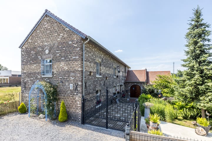 Photo of property Waalbroek 9, Simpelveld