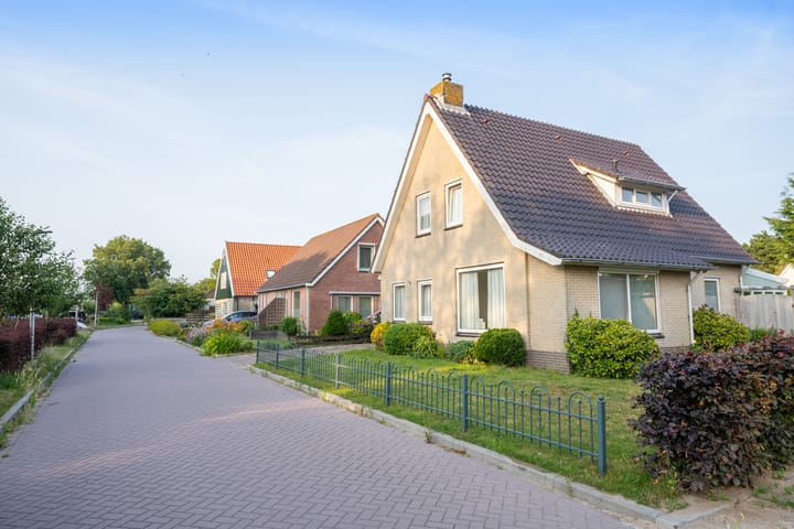 Waalderstraat 94 in Den Burg
