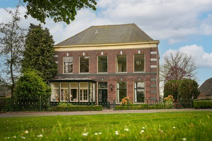 Waaldijk 97 in Brakel